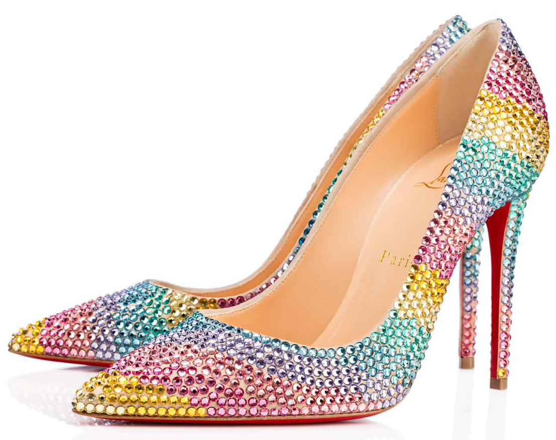 Des chaussures arcenciel pour l